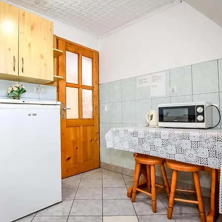 Quarto em Acomodações Particulares U Ewy *