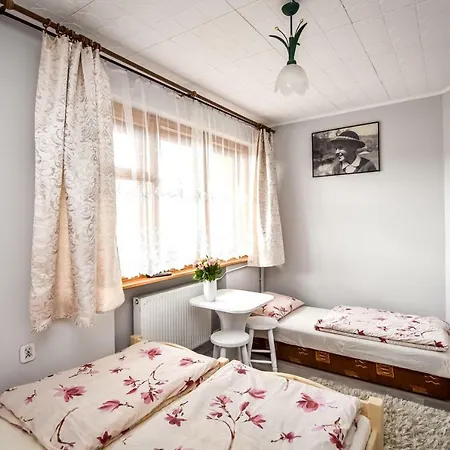 U Ewy Quarto em Acomodações Particulares *